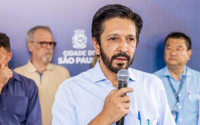 Prefeito de SP sanciona lei que facilita terceirizações, amplia contratos temporários e prejudica concursos