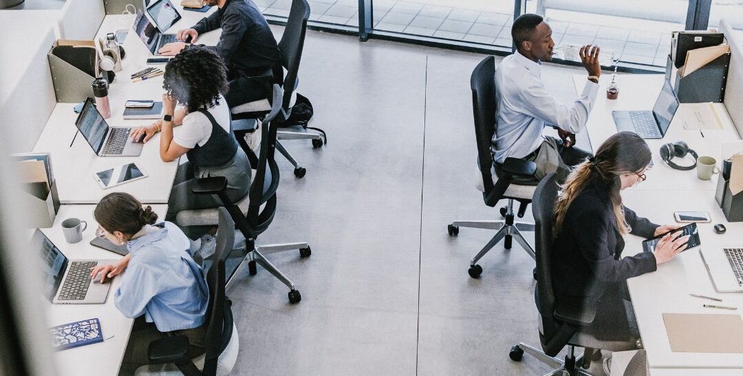Setor de serviços emprega mais de 15 milhões de pessoas no Brasil