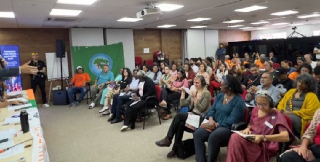 Trabalhadores informais e da economia popular se reúnem em evento na CUT para falar sobre a luta por direitos